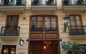 Ad Hoc Monumental 1881